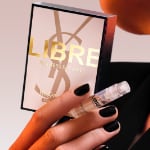 Gratis parfumsample Yves Saint Laurent Libre Flowers and Flames